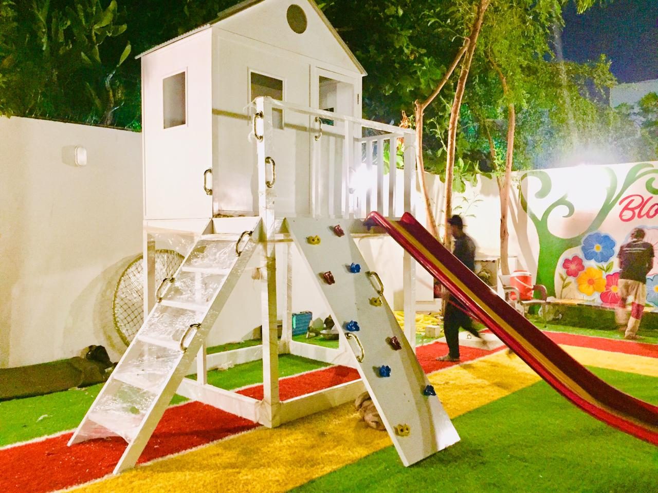Play Houses 