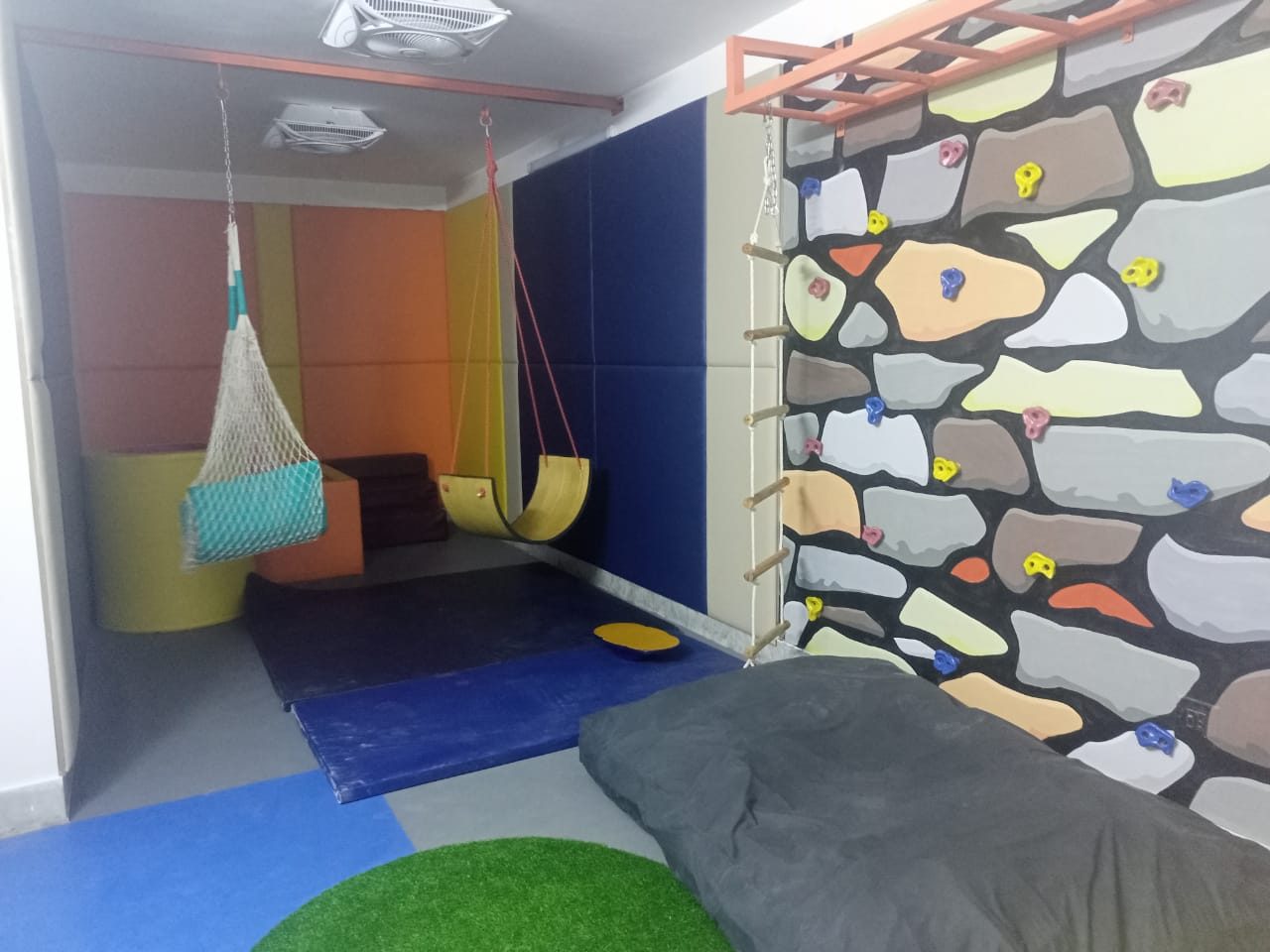 Net Hammock - image 2